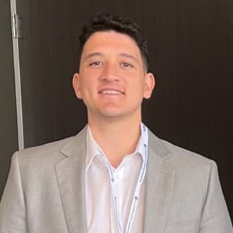 Paul Byrne Headshot Sales & Trading