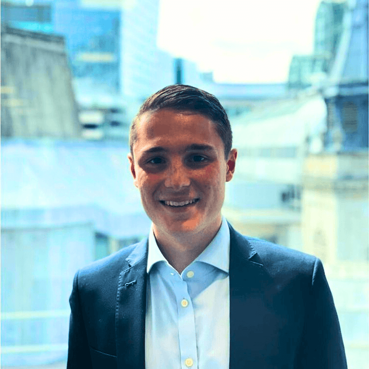 Alex Morris Headshot Quants CC